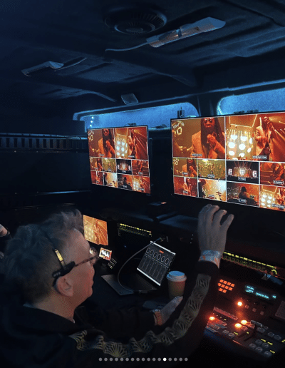 Instagram - Live Capture at Wembley